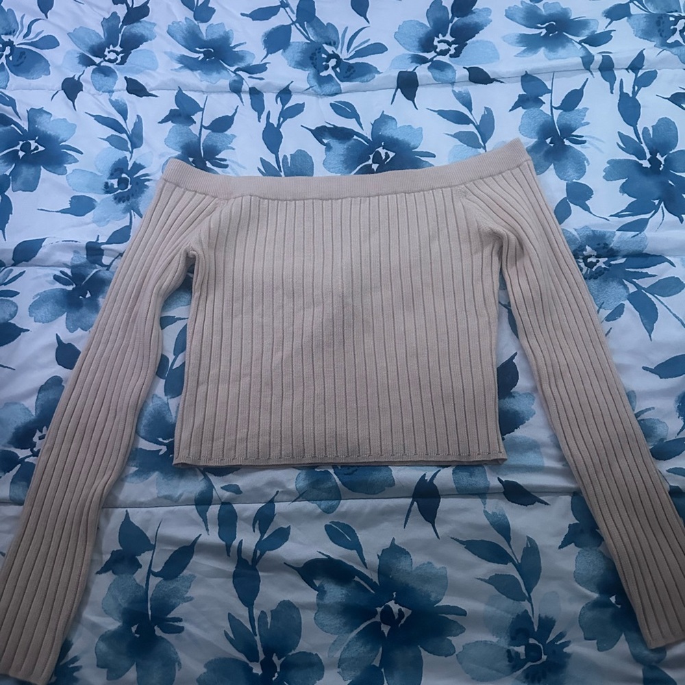 Beige Ribbed Knit Sweater - Picture 2 of 4